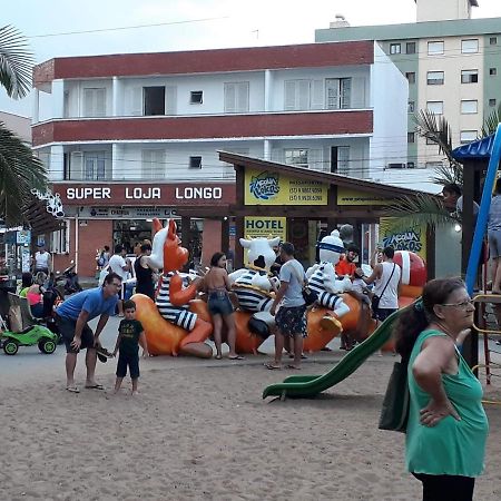 Edificio Longo Jk Kitinet Appartement Capão da Canoa Buitenkant foto