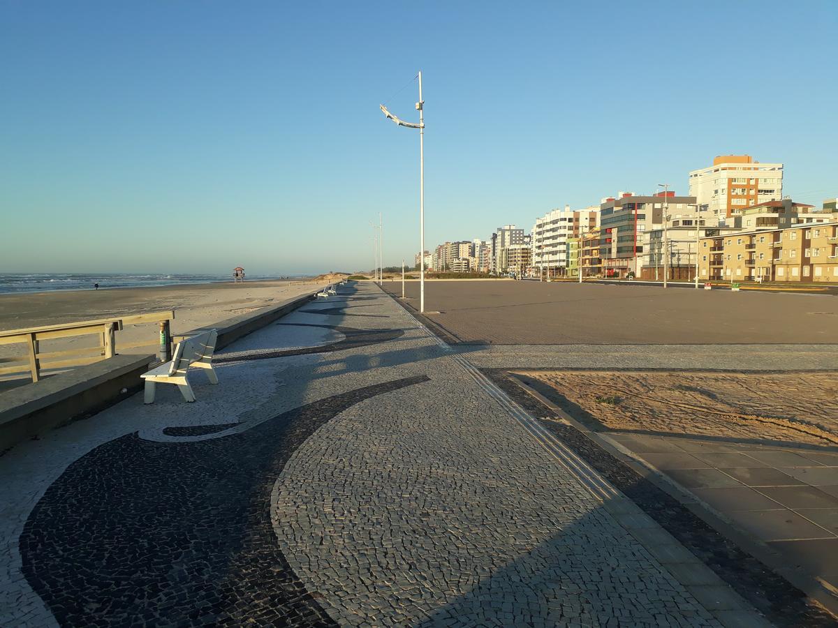 Edificio Longo Jk Kitinet Appartement Capão da Canoa Buitenkant foto